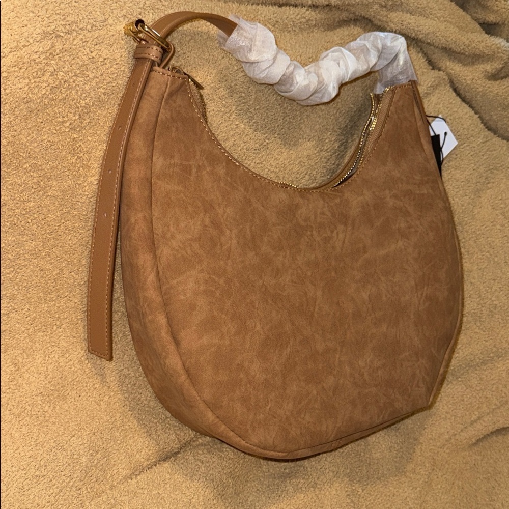 4th & Reckless Una Faux Suede Crescent Bag Shoulder Purse Brown Tan NEW Medium - Picture 5 of 10